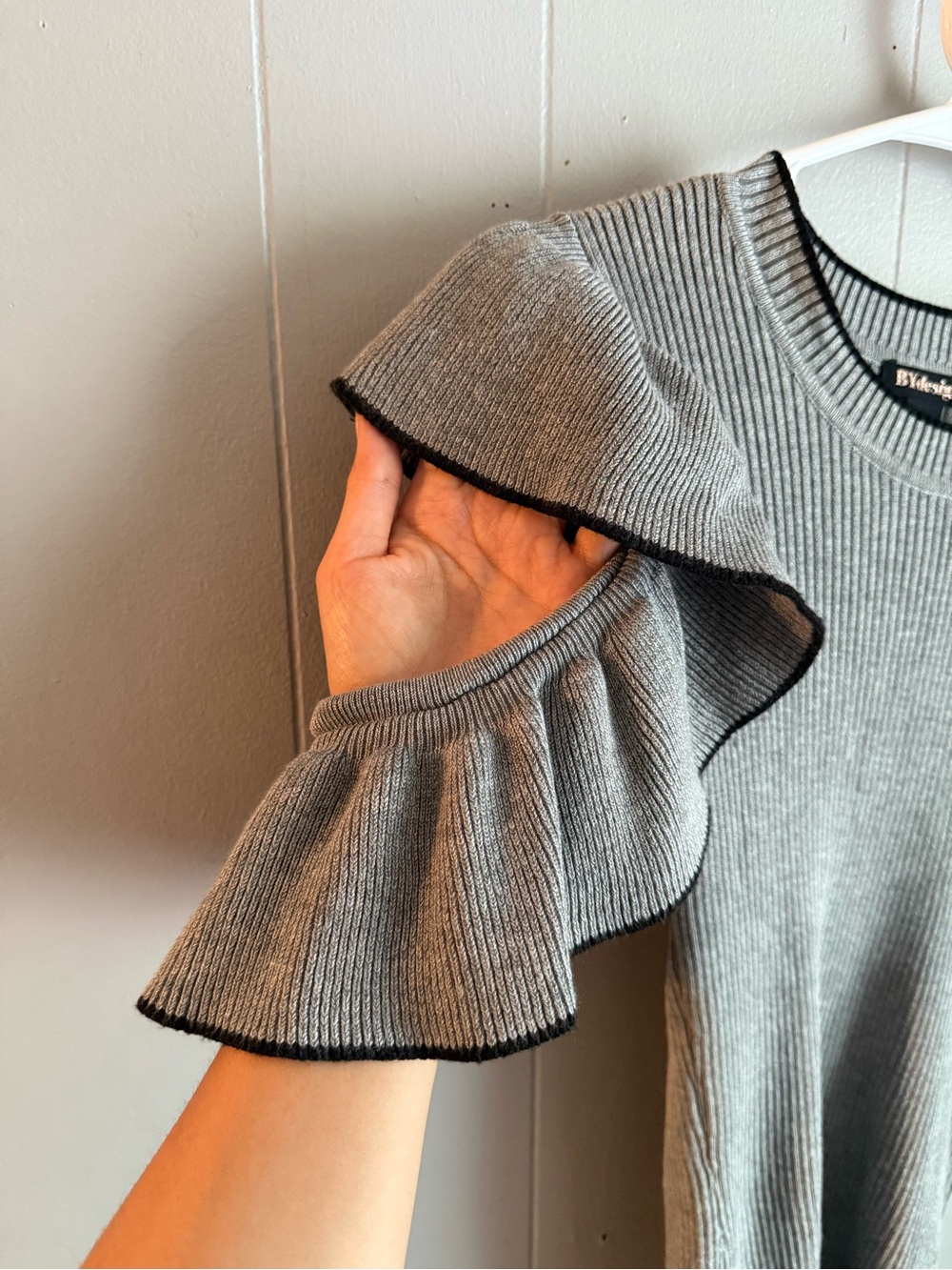 Grey Ruffle Sleeve Ribbed Top - Picture 2 of 4